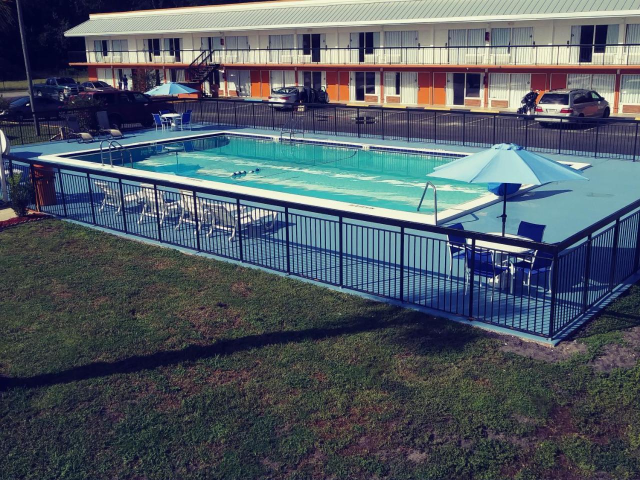 Days Inn By Wyndham Wildwood I-75 Exterior foto